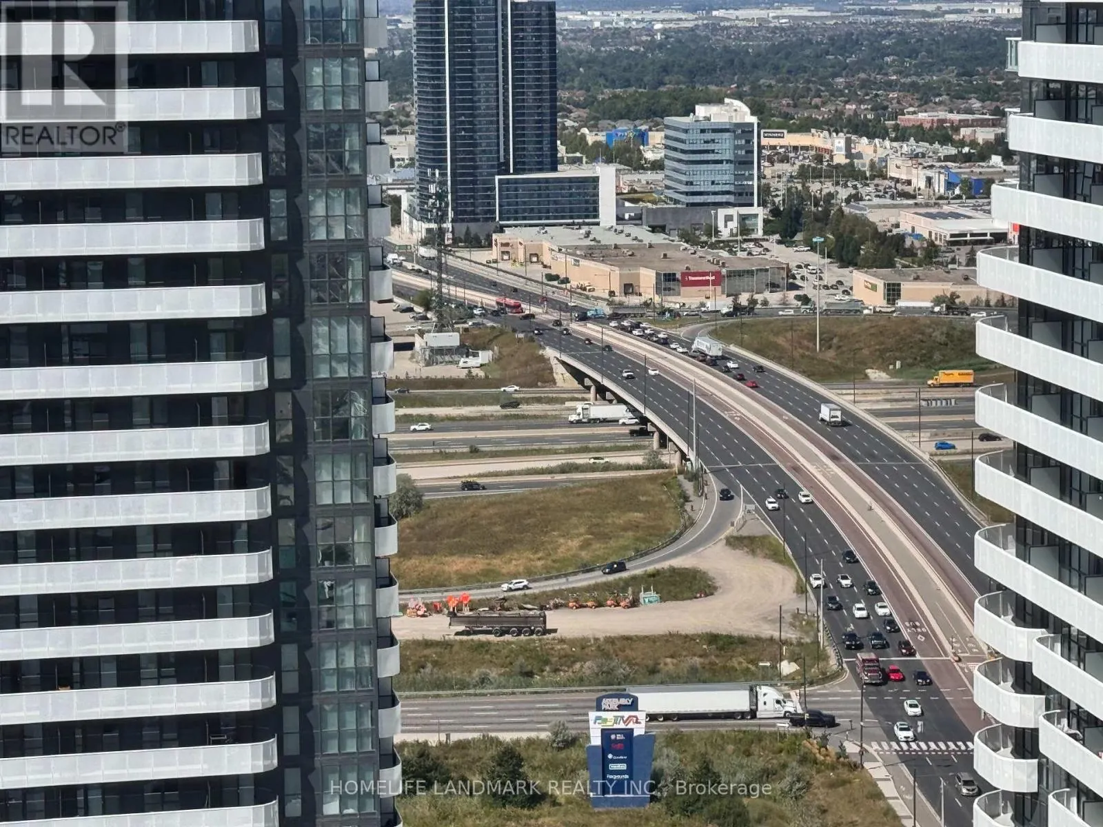 3701 - 28 INTERCHANGE WAY