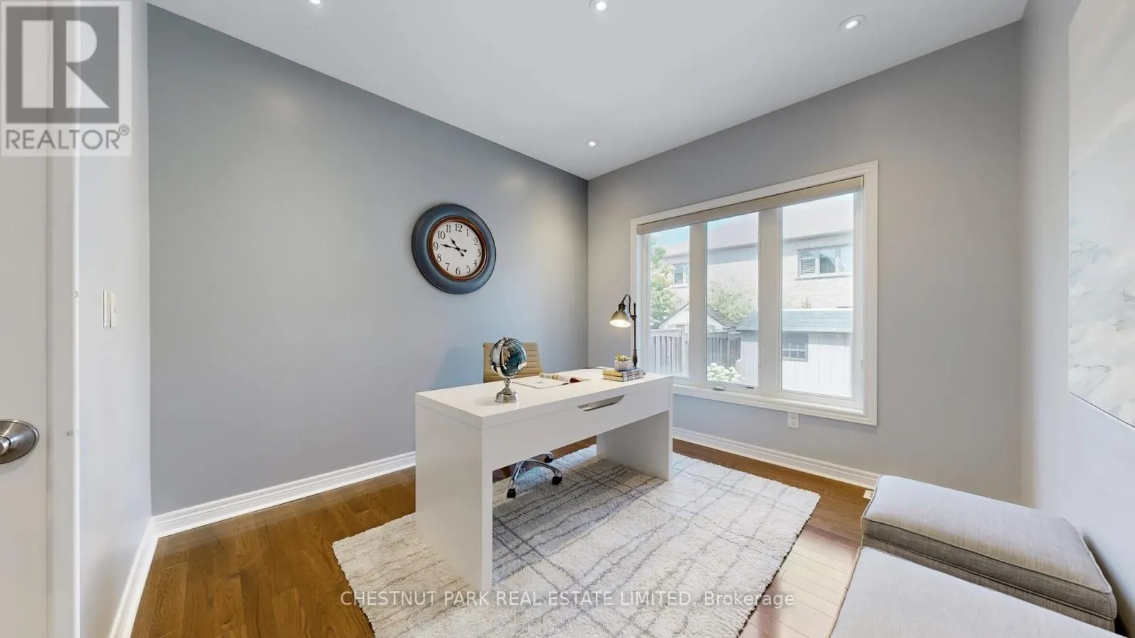 32 ARBOUR DRIVE