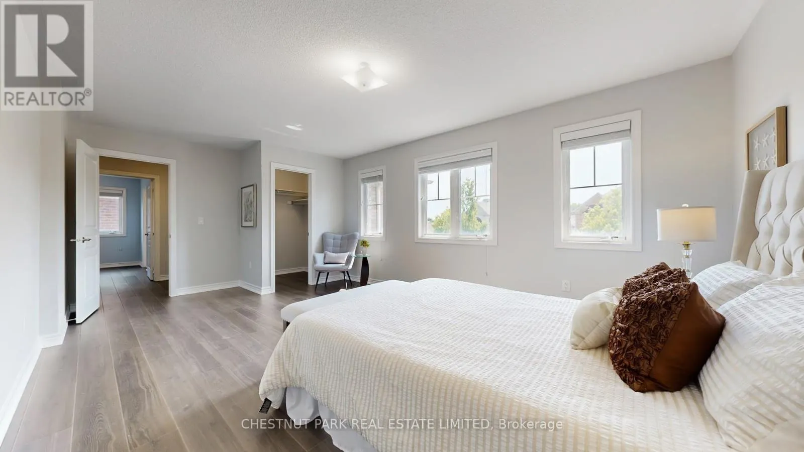 32 ARBOUR DRIVE