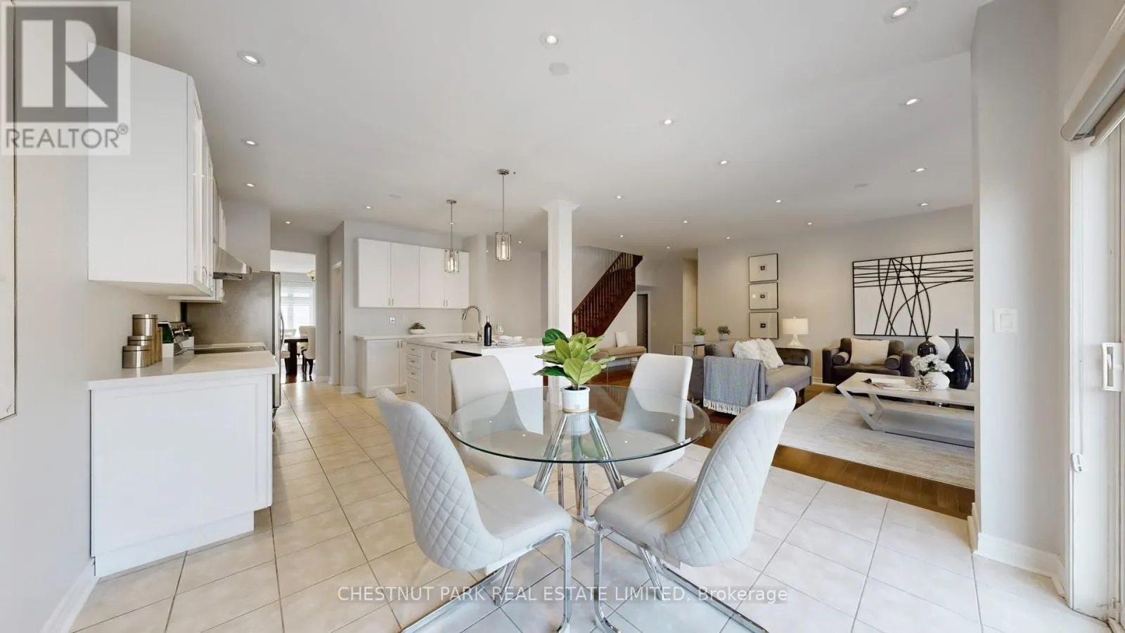 32 ARBOUR DRIVE