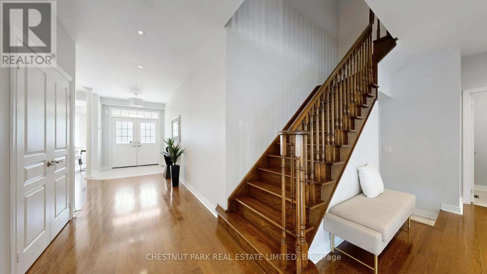 32 ARBOUR DRIVE