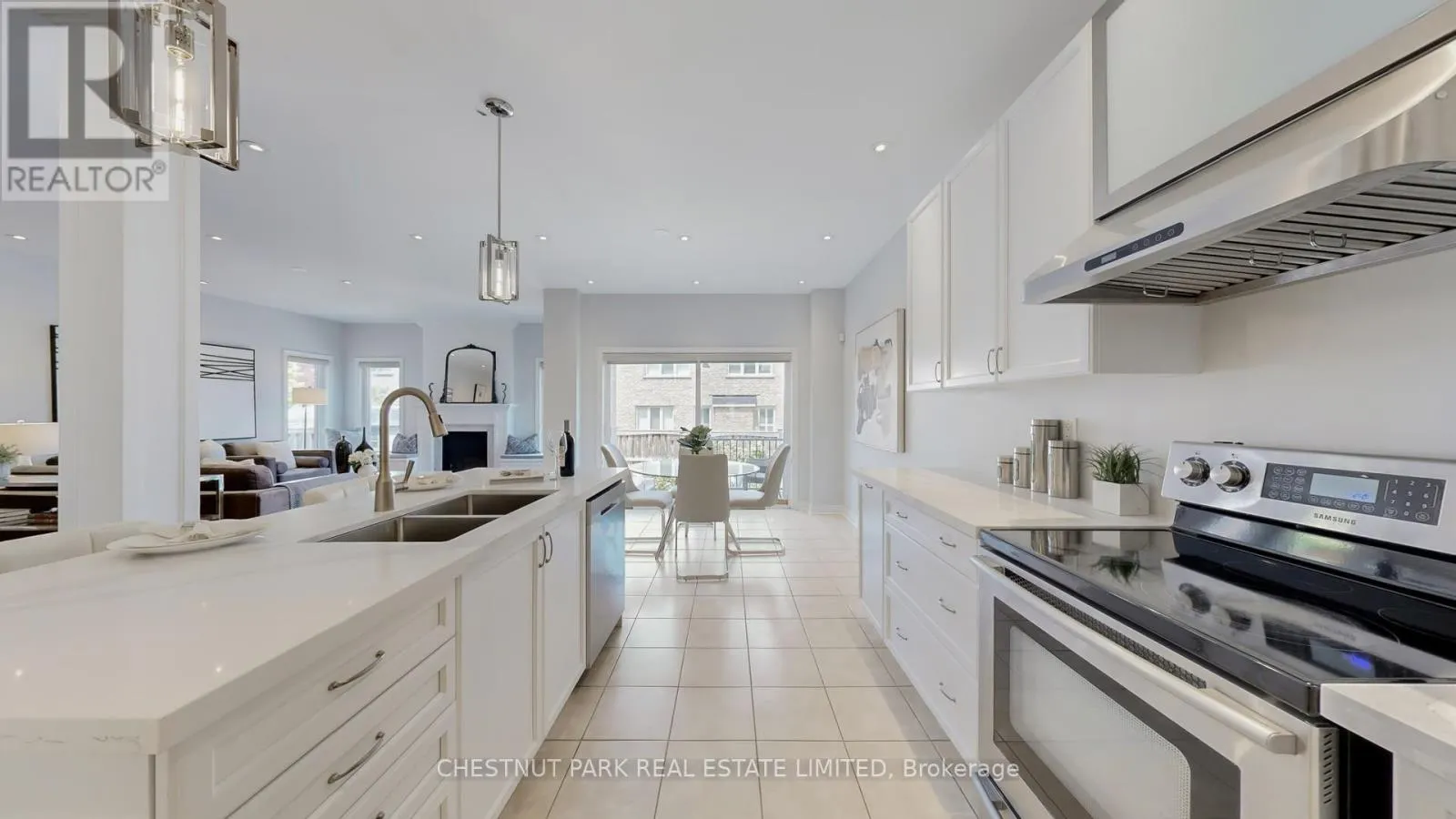 32 ARBOUR DRIVE