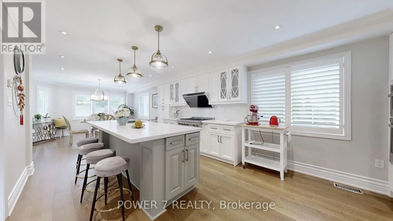 1098 SECRETARIATE ROAD