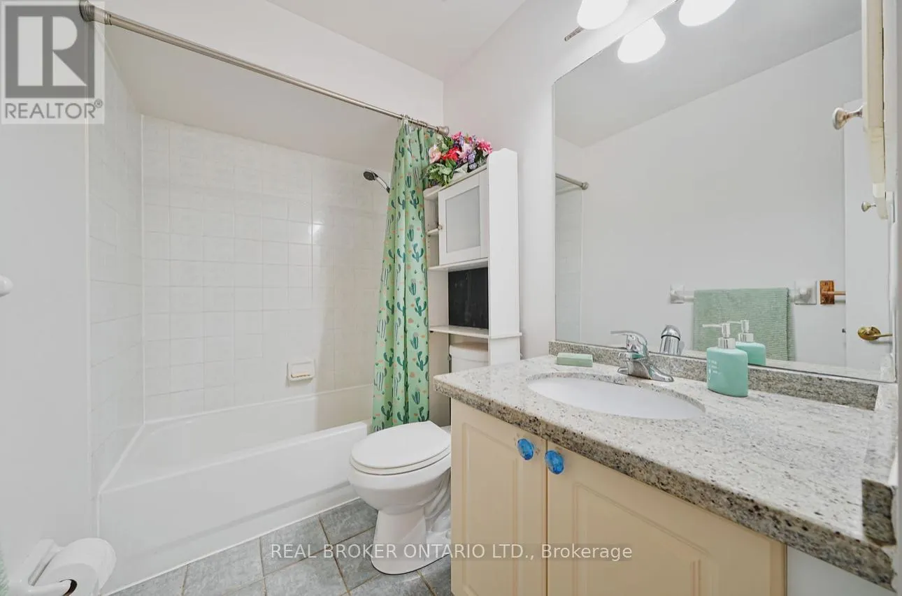 39 WOODROOF CRESCENT