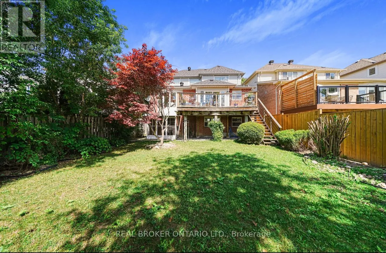 39 WOODROOF CRESCENT