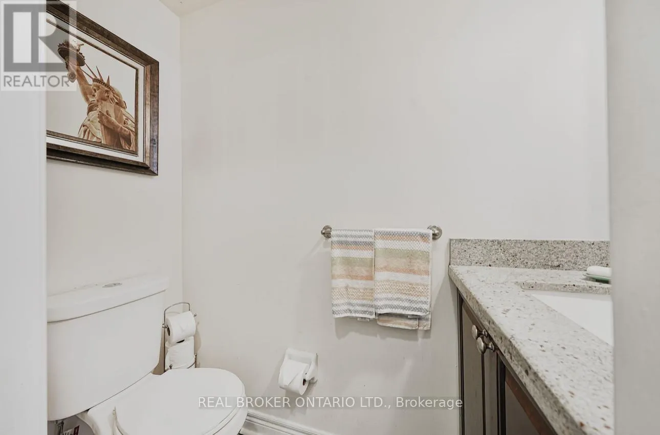 39 WOODROOF CRESCENT