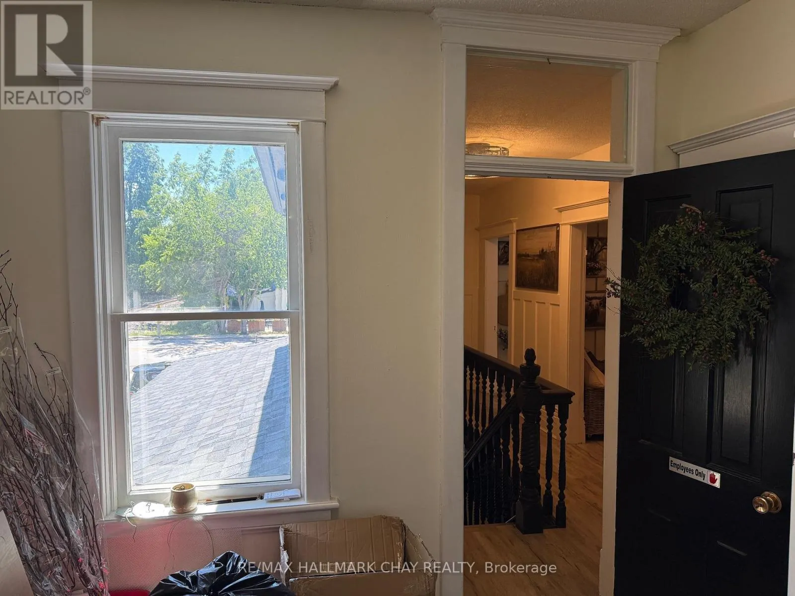 UPPER - 78 VICTORIA STREET E