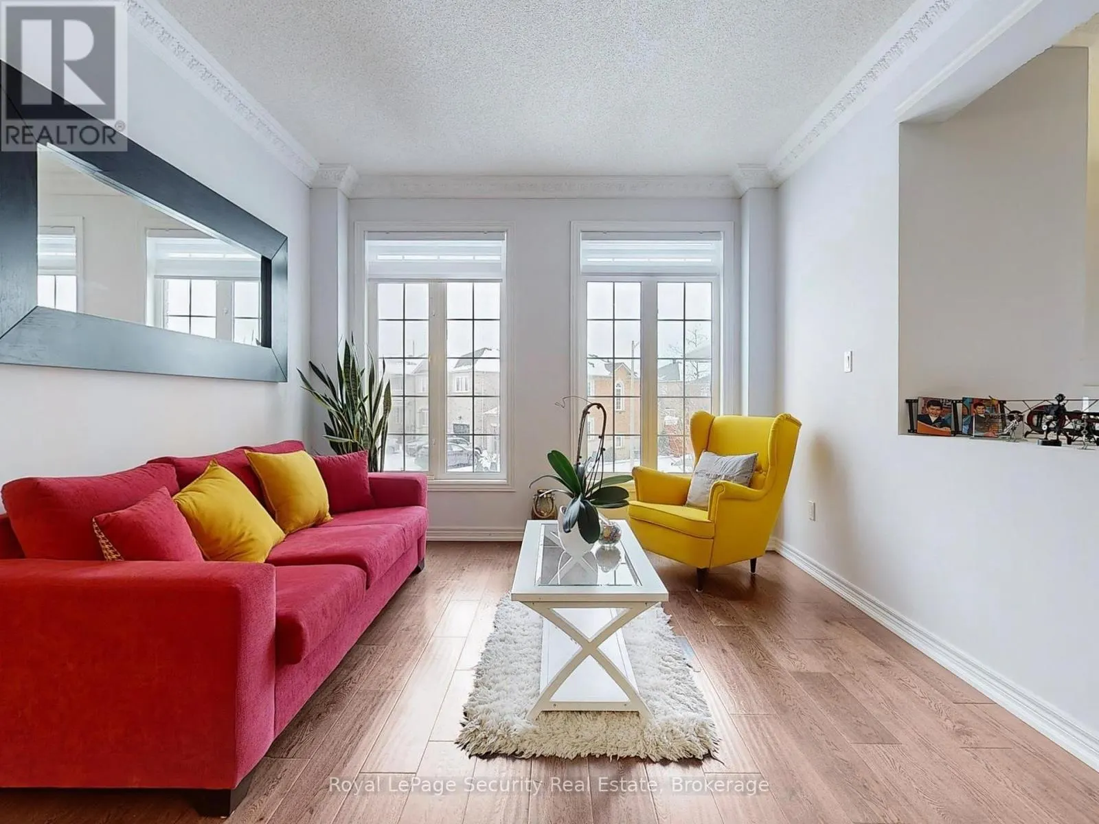 128 DAISEYFIELD CRESCENT