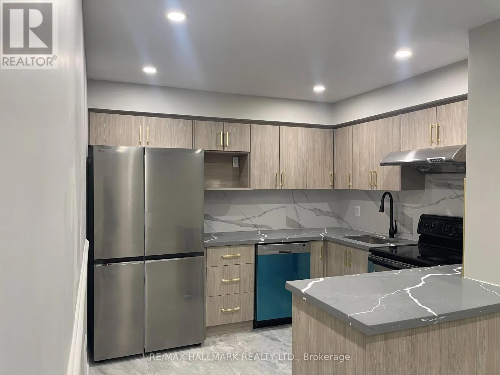 144 MILESTONE CRESCENT