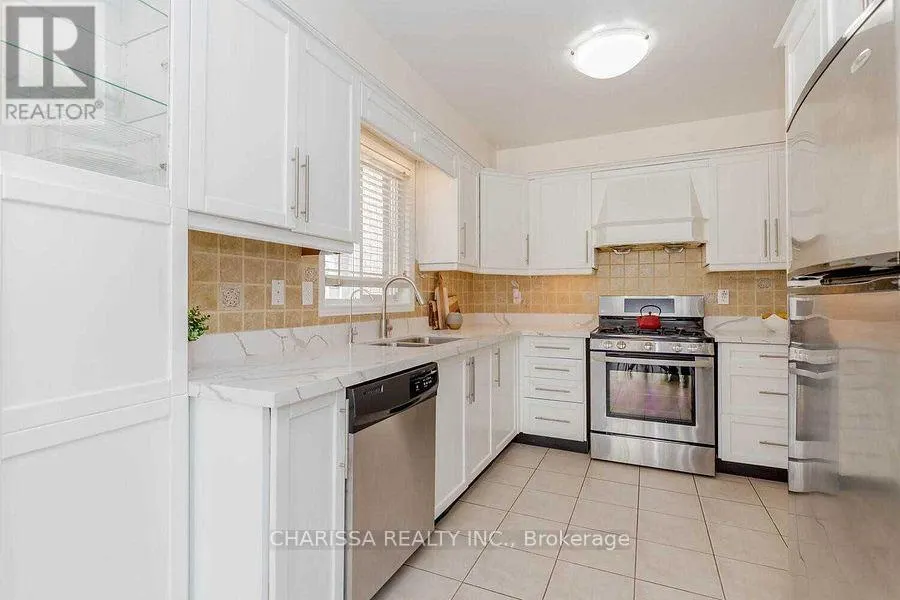 131 ARGENTO CRESCENT