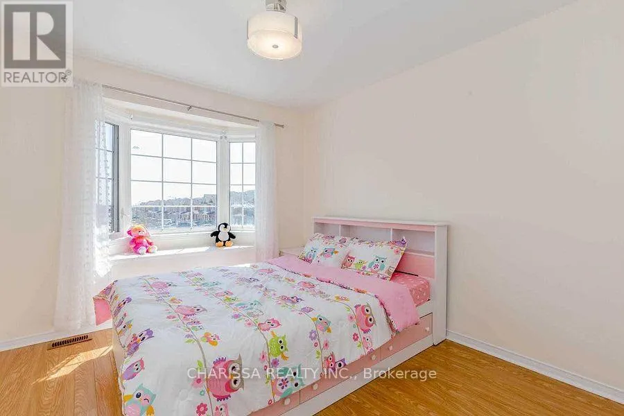 131 ARGENTO CRESCENT