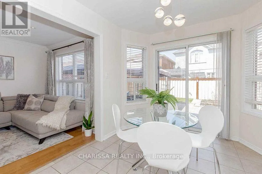 131 ARGENTO CRESCENT