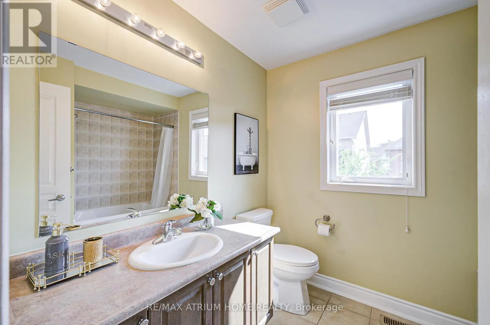 11 ALBRIGHT CRESCENT