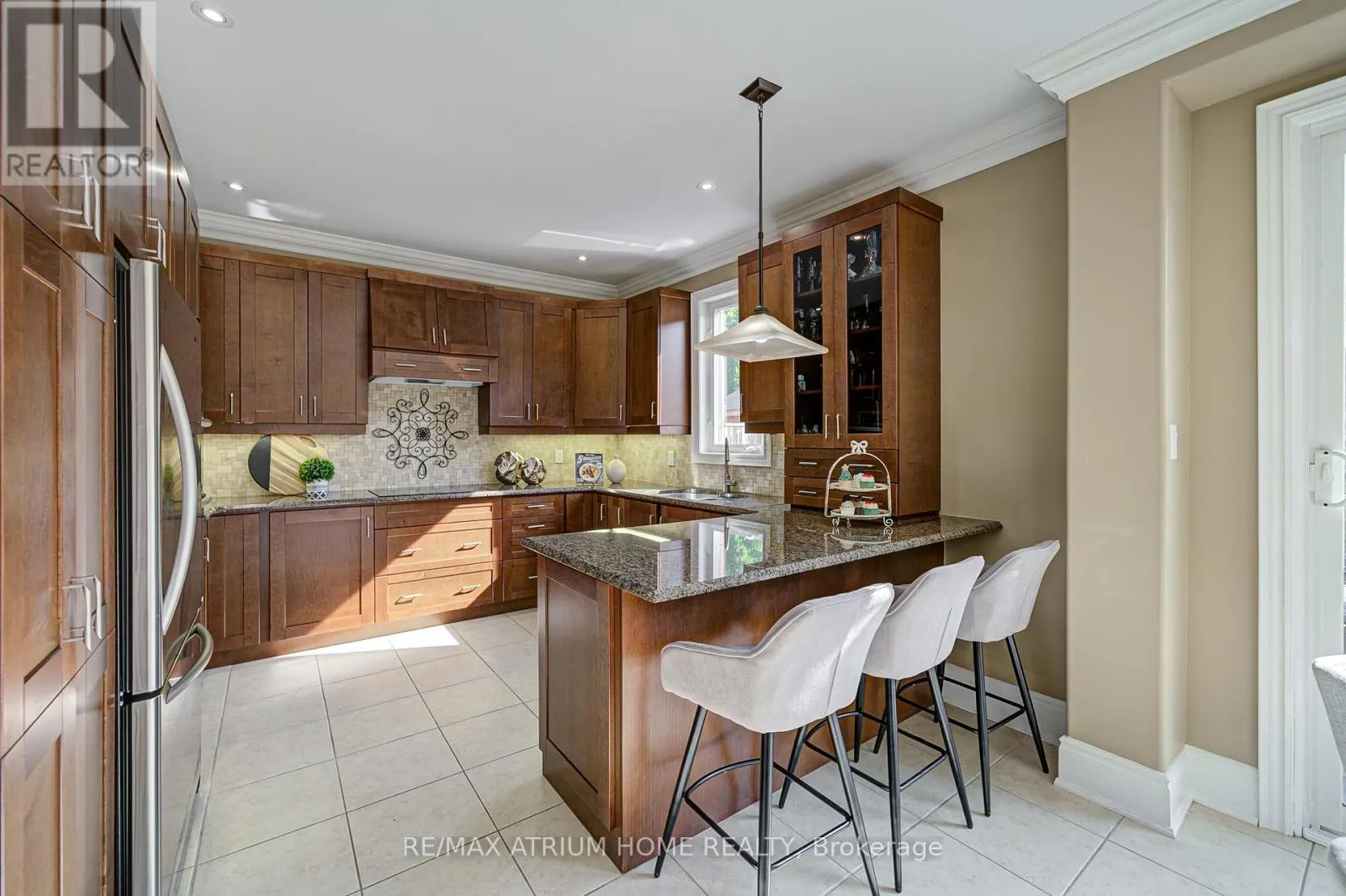 11 ALBRIGHT CRESCENT