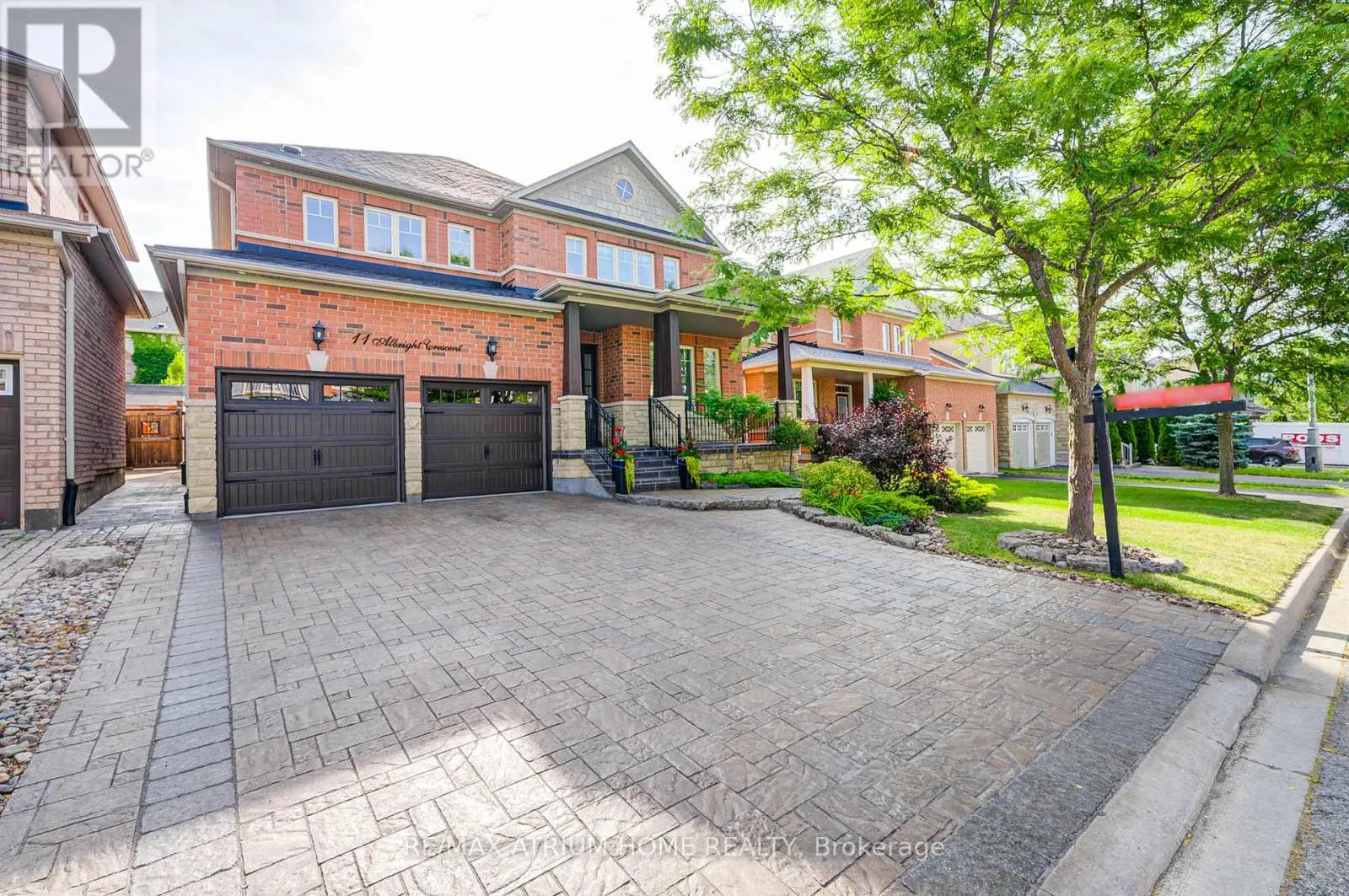 11 ALBRIGHT CRESCENT