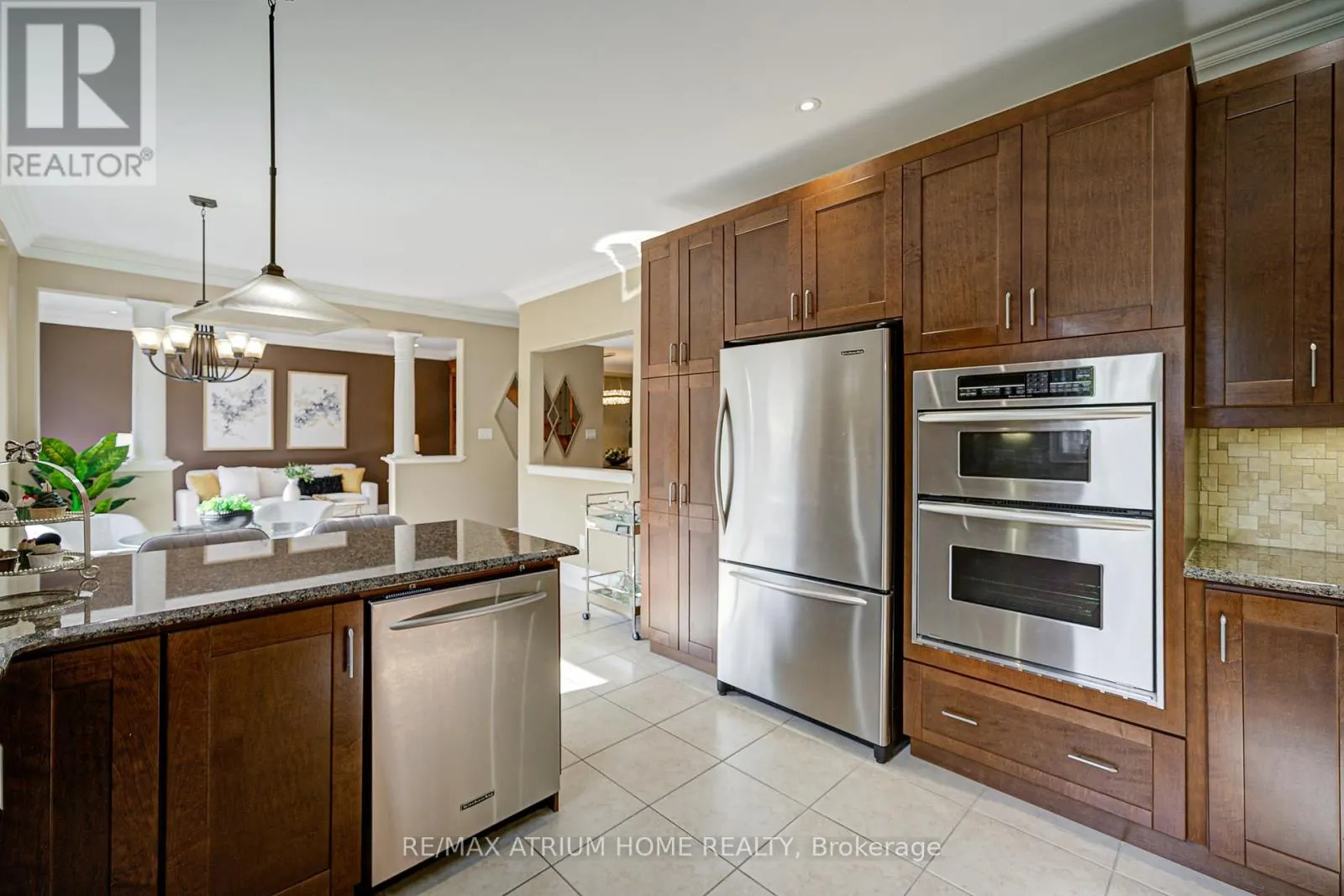 11 ALBRIGHT CRESCENT