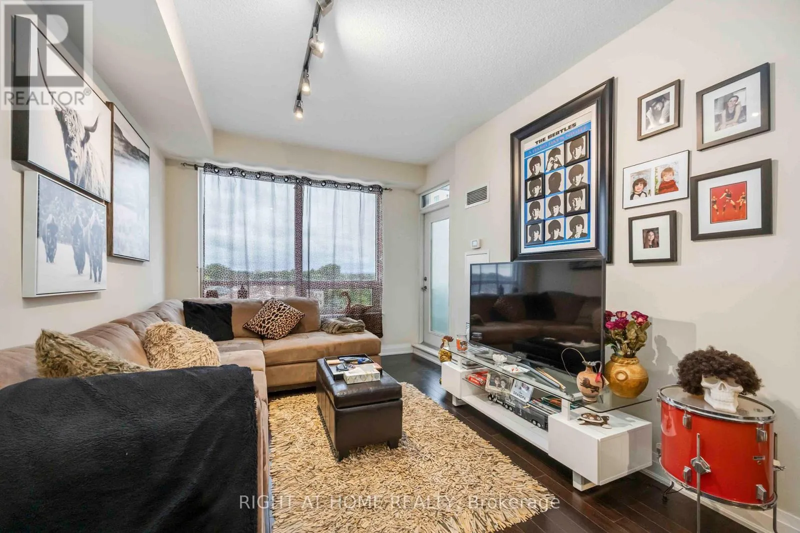 703 - 520 STEELES AVENUE W