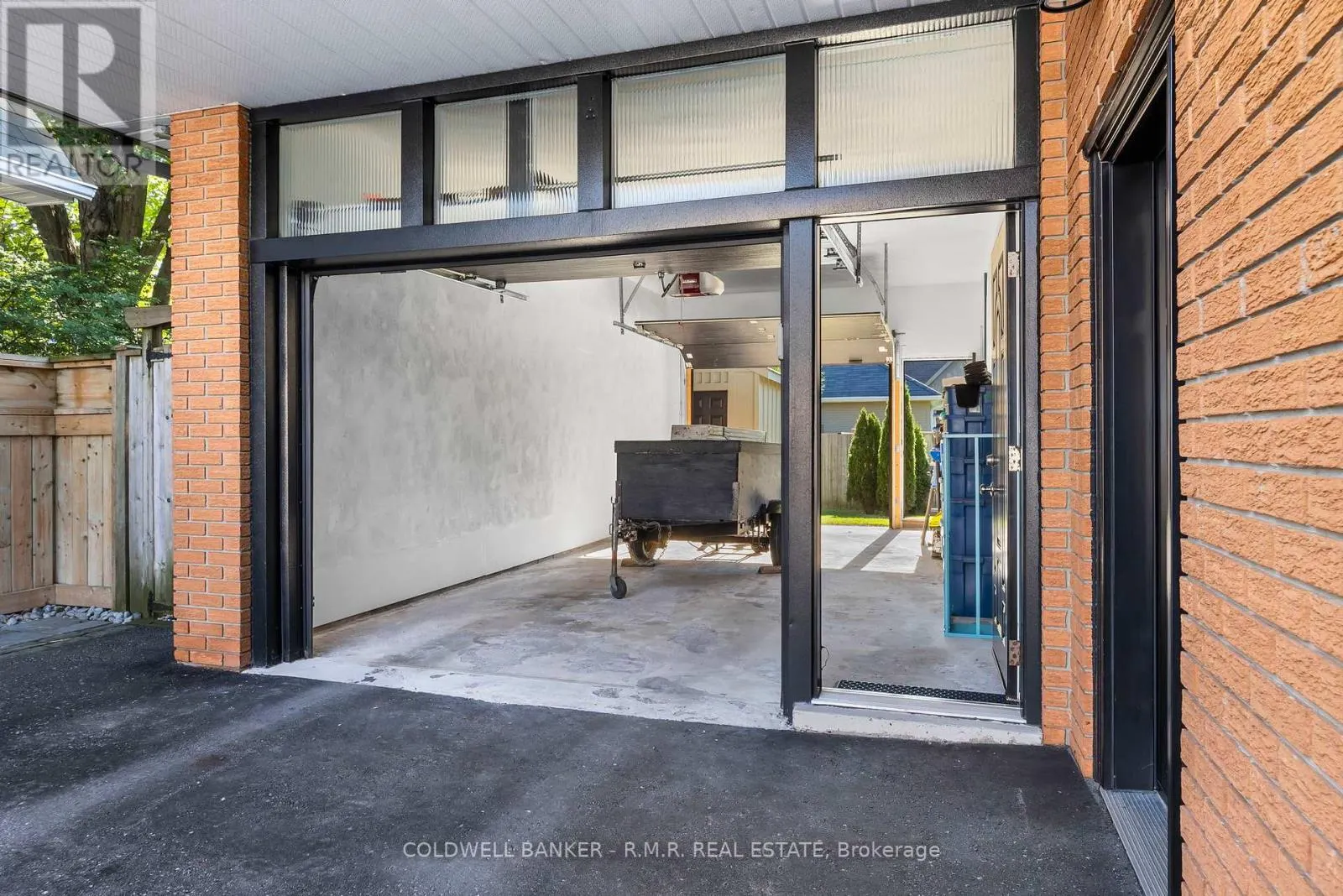 42 MARIETTA STREET