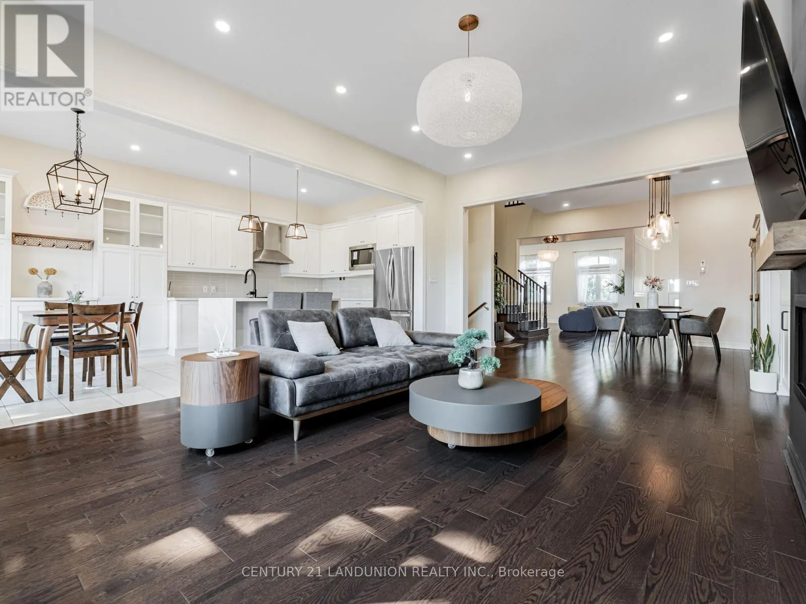 233 BUTTERNUT RIDGE TRAIL