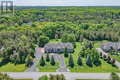 11 CRANBORNE CHASE