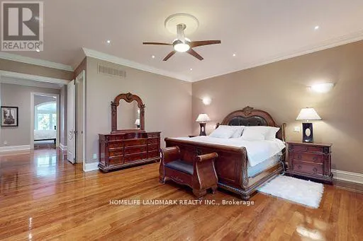 11 CRANBORNE CHASE