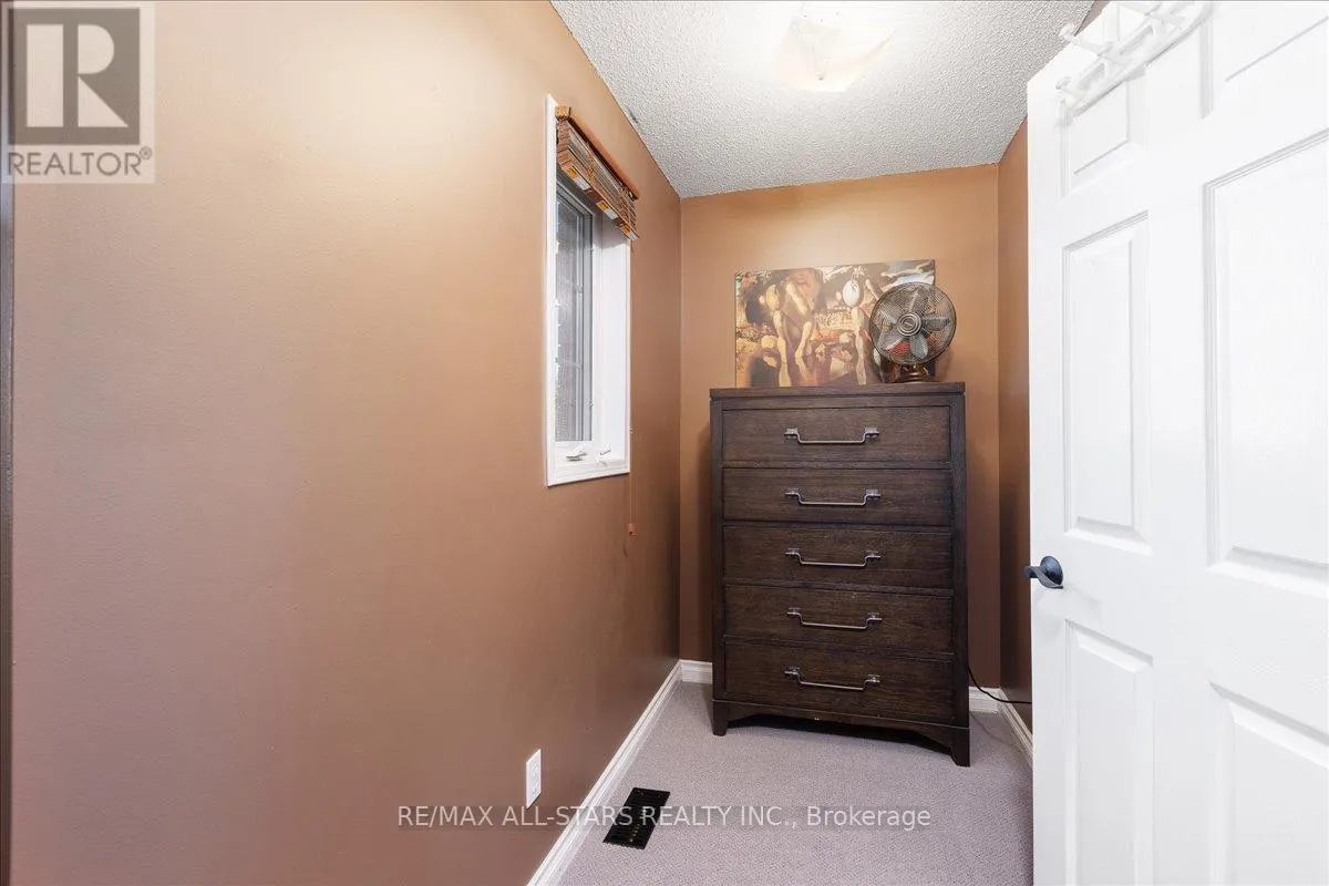 3 HATTIE COURT