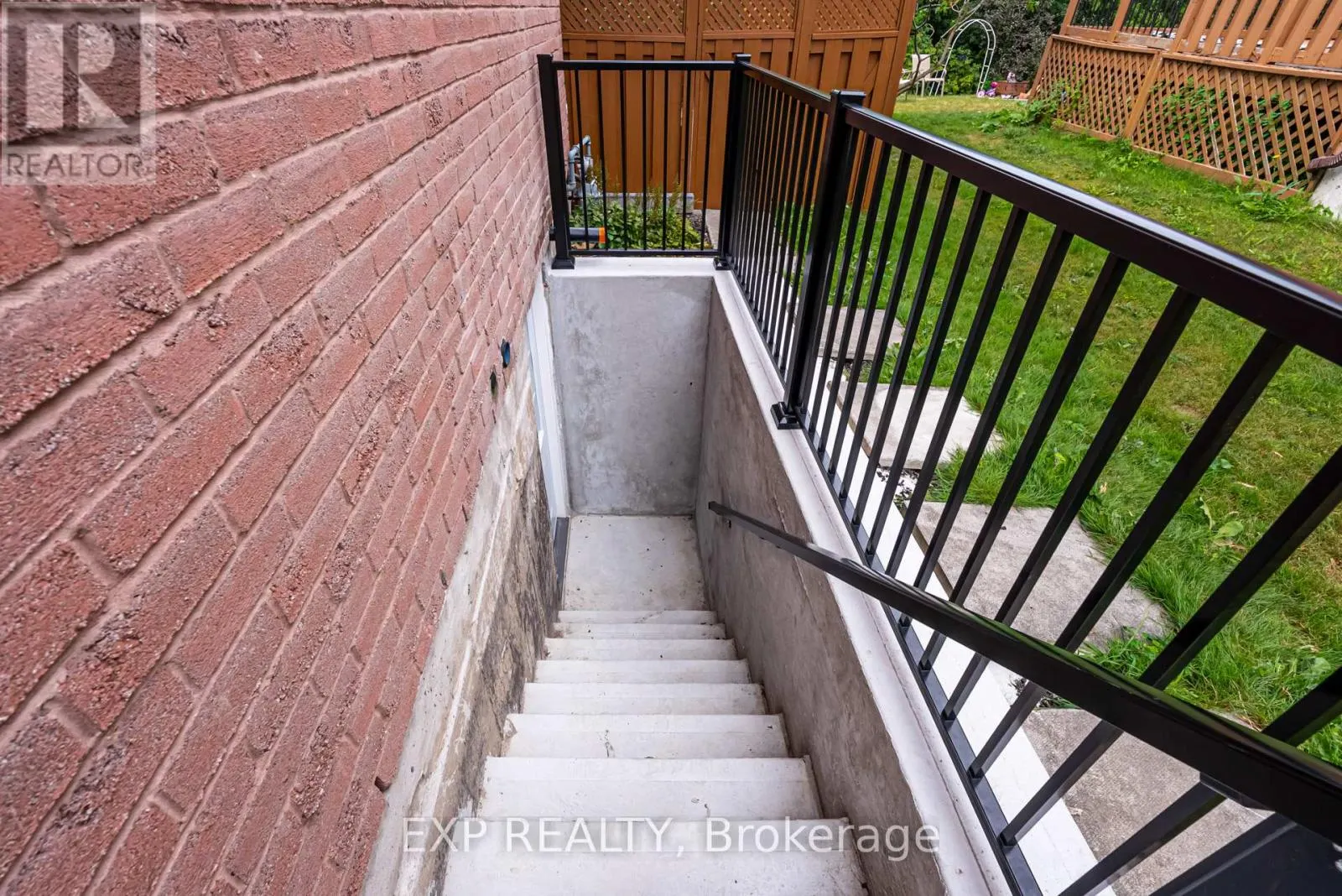 891 LESLIE VALLEY DRIVE
