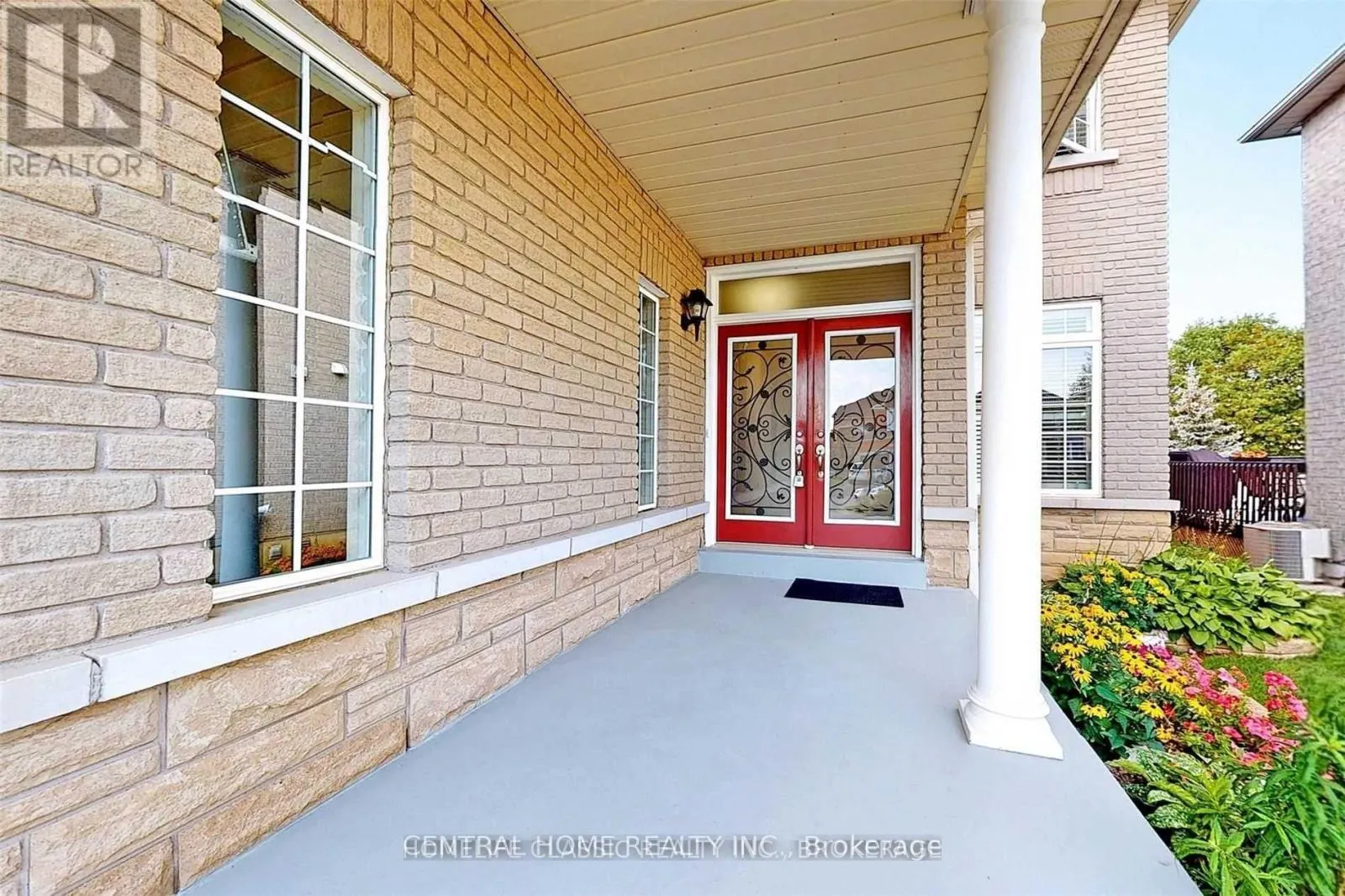 8 RAINTREE CRESCENT