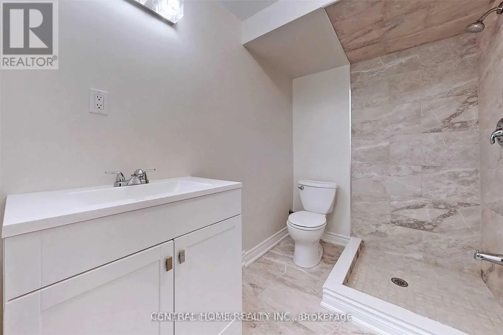 8 RAINTREE CRESCENT