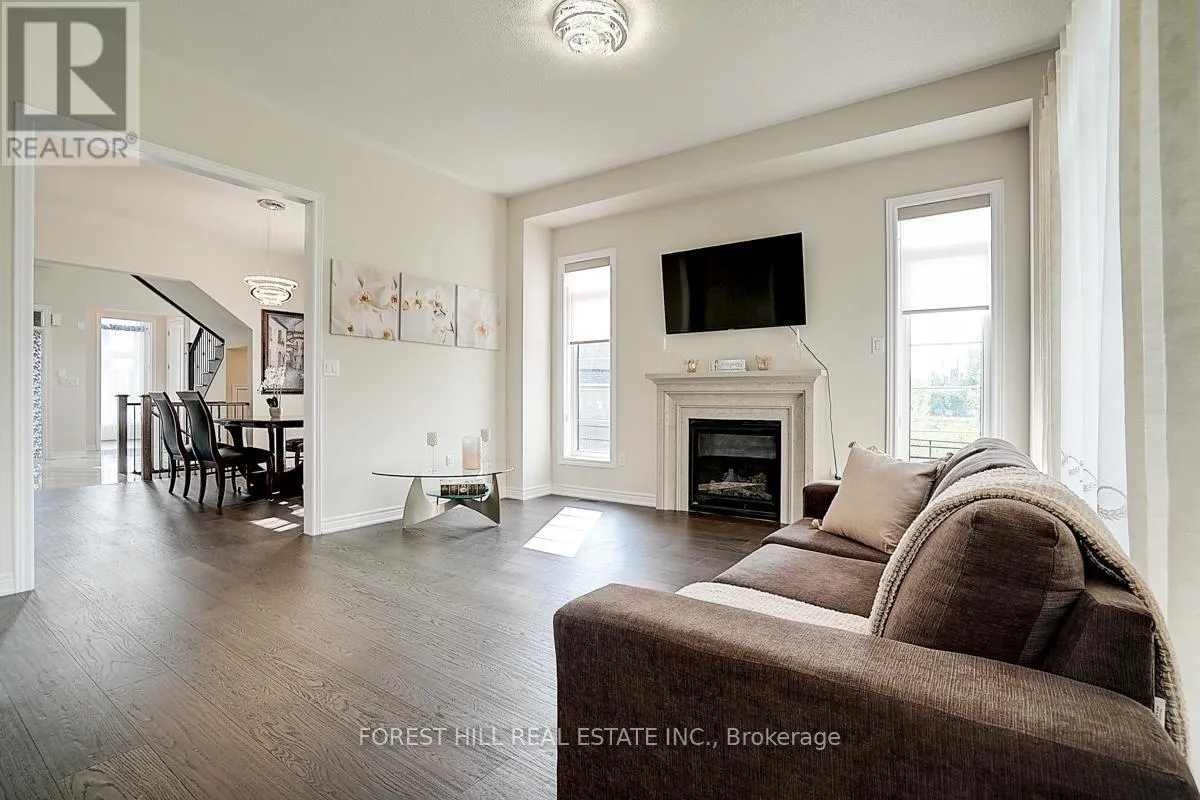 21 DOROTHY CAINE CRESCENT