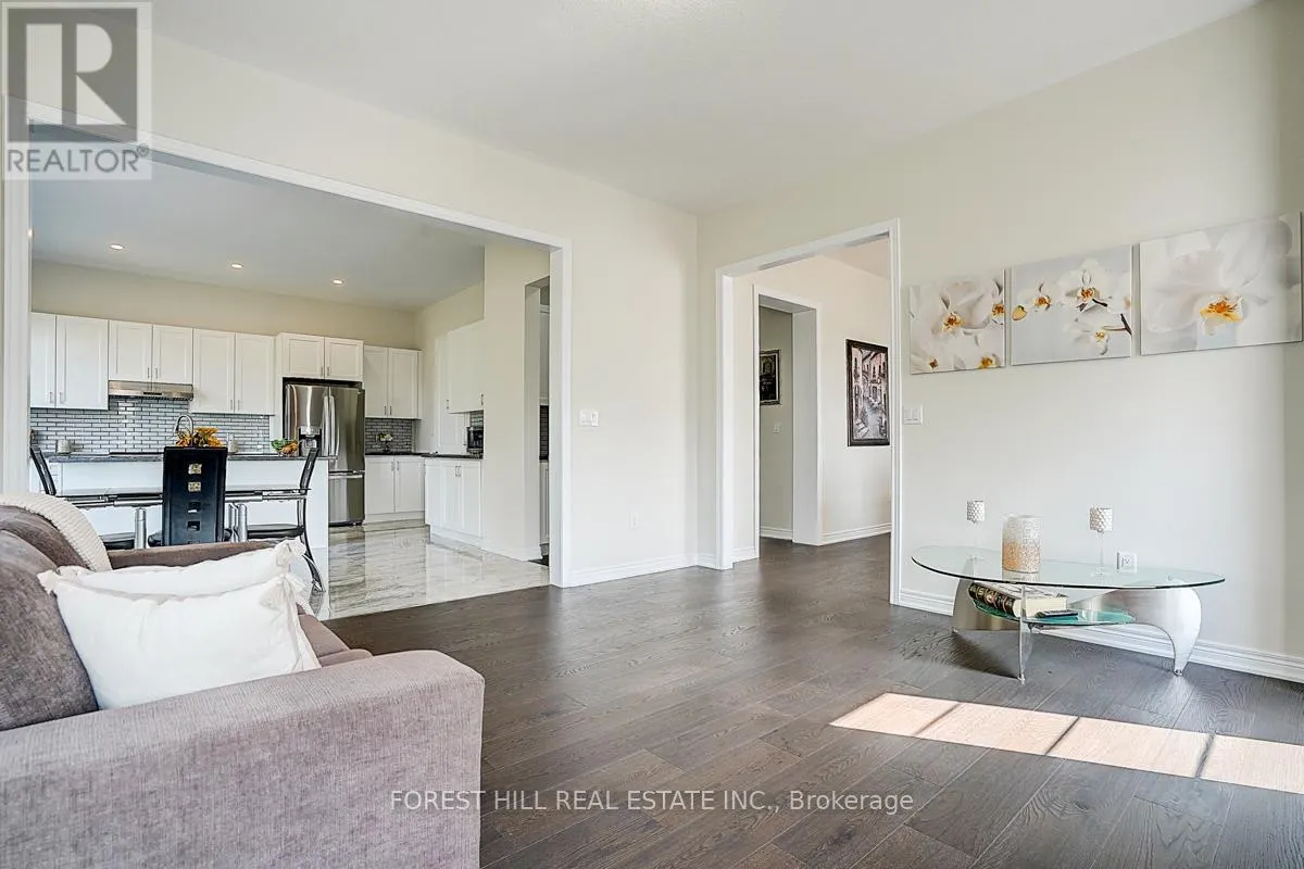 21 DOROTHY CAINE CRESCENT