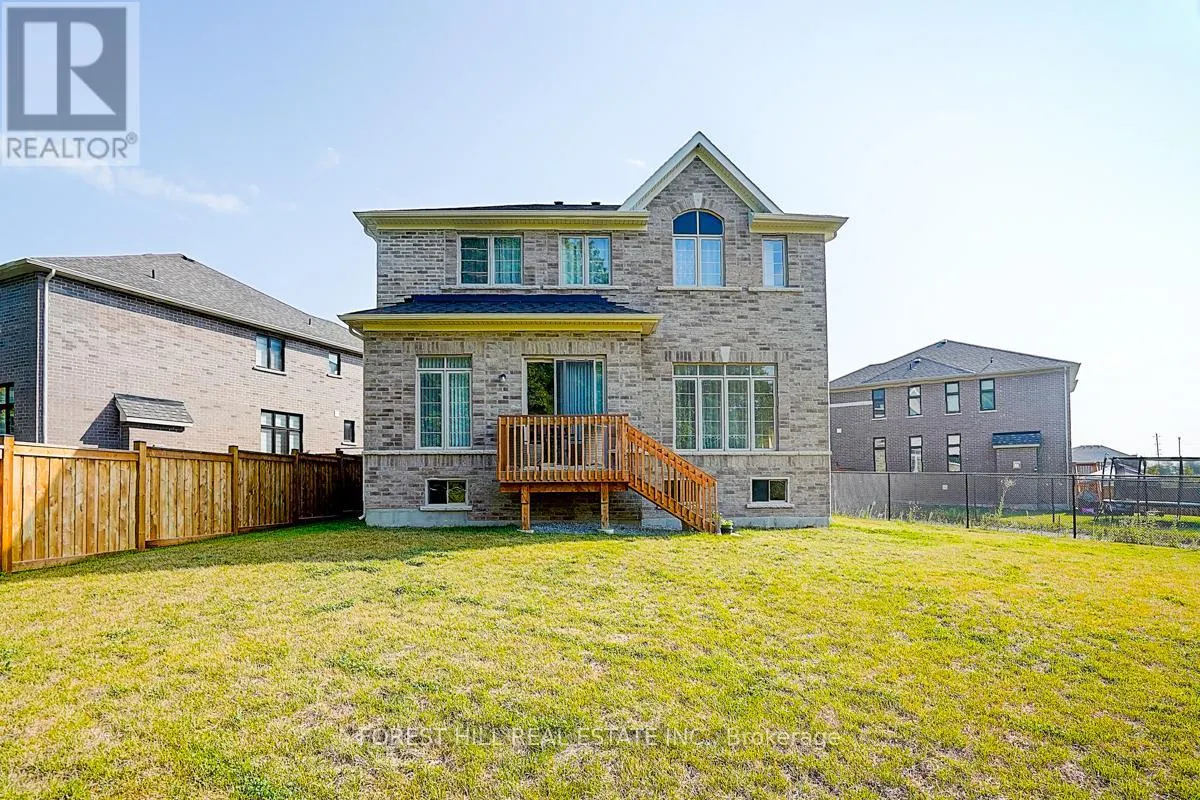 21 DOROTHY CAINE CRESCENT