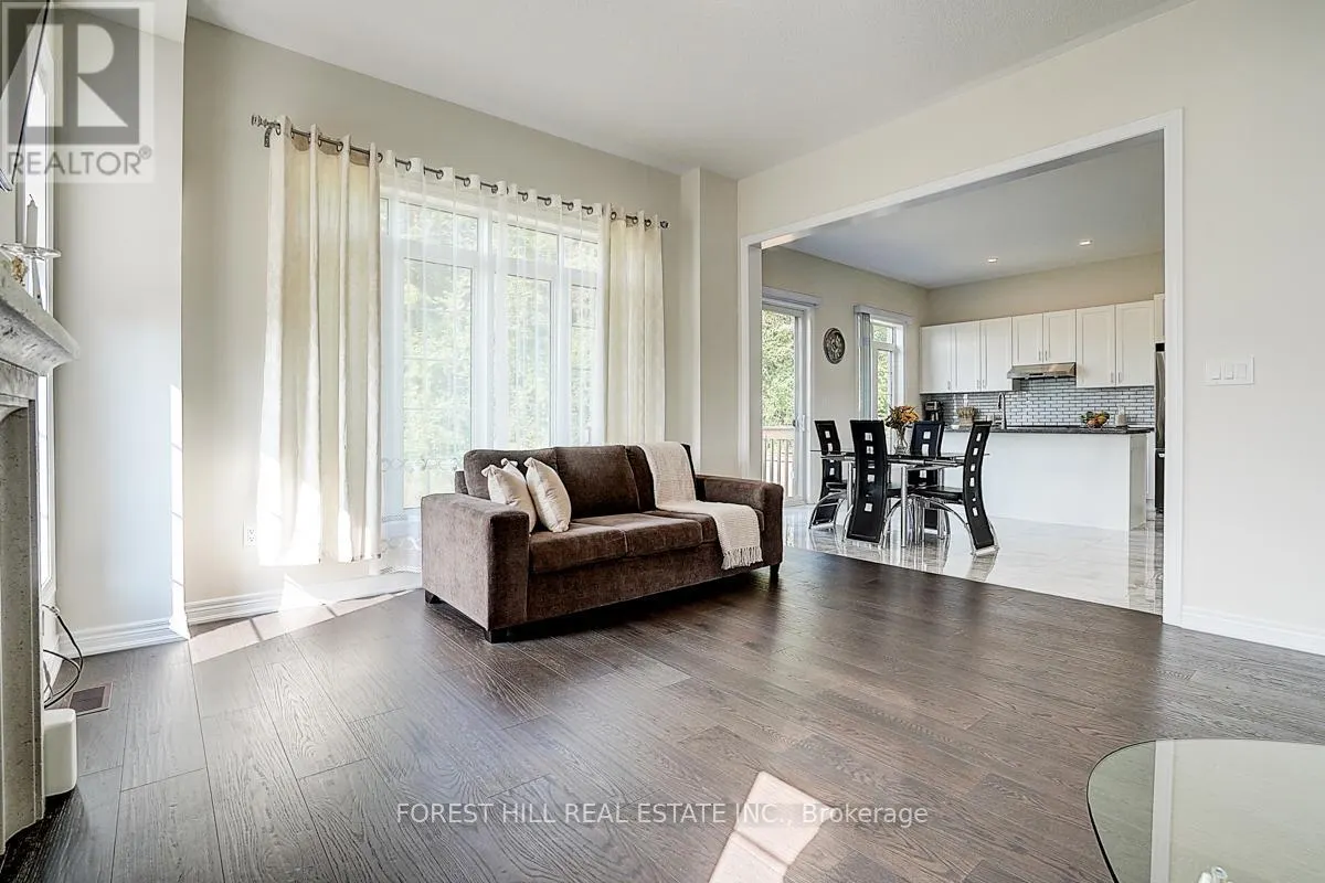 21 DOROTHY CAINE CRESCENT