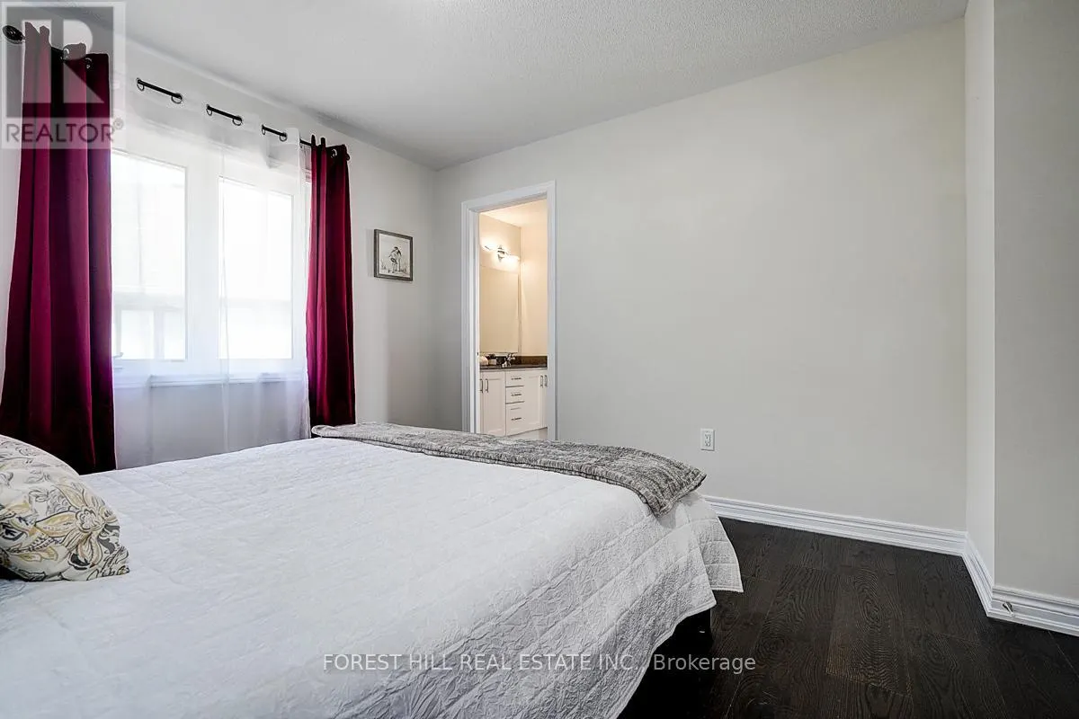 21 DOROTHY CAINE CRESCENT