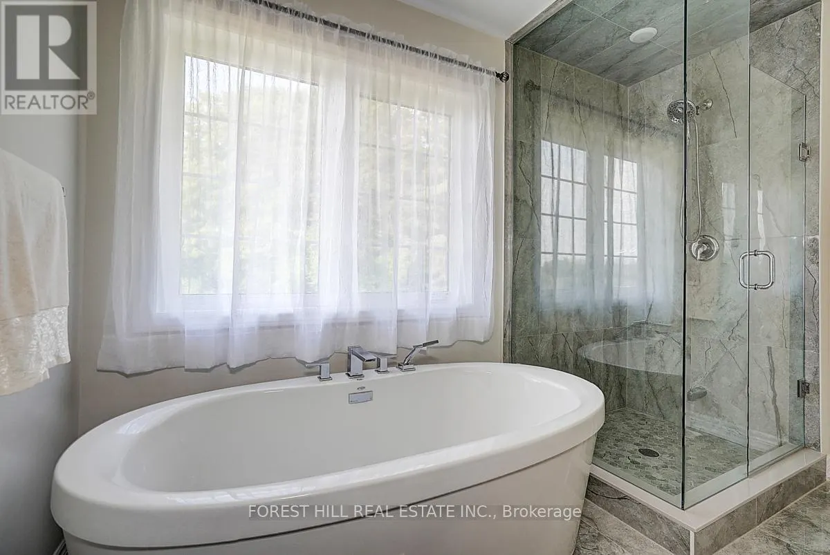 21 DOROTHY CAINE CRESCENT