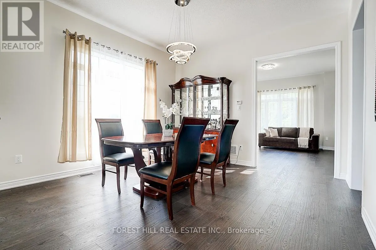 21 DOROTHY CAINE CRESCENT