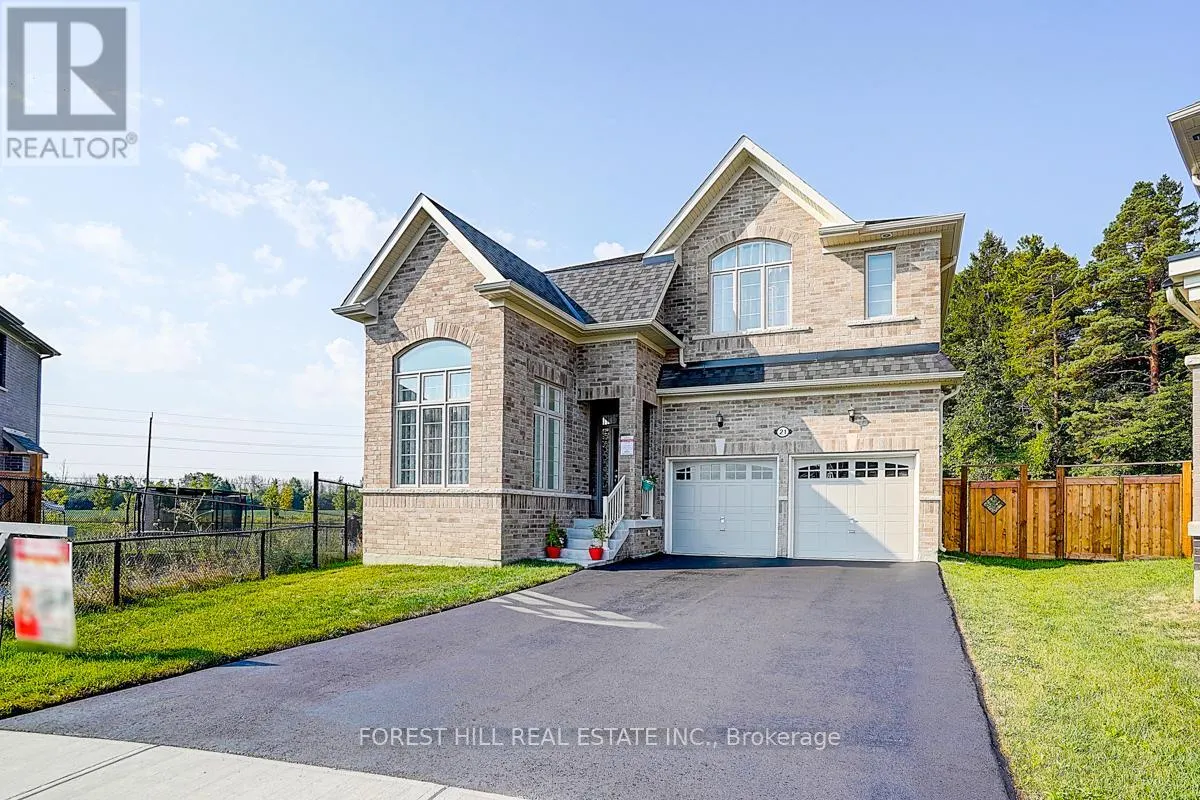 21 DOROTHY CAINE CRESCENT