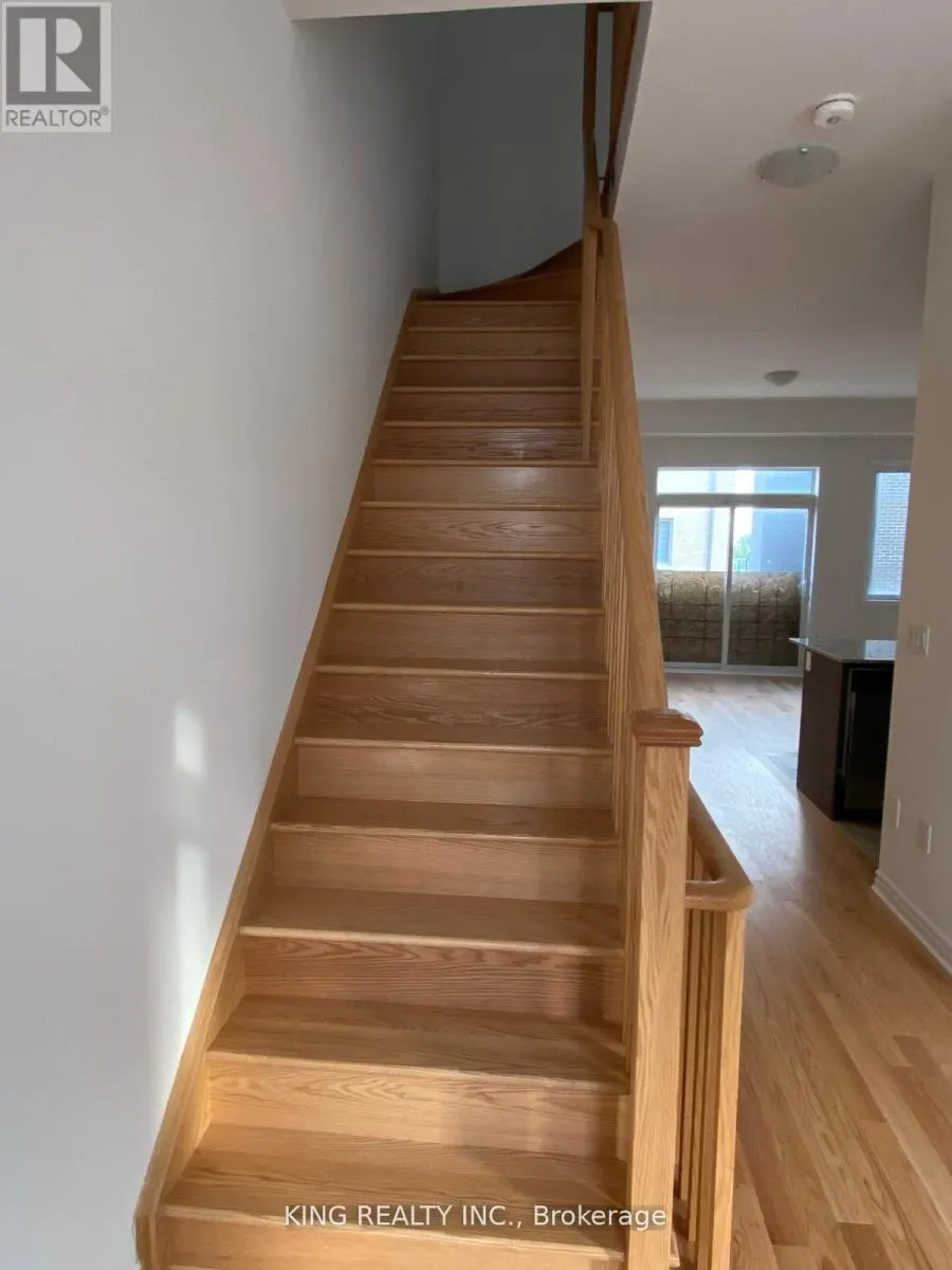 11 QUILICO ROAD E