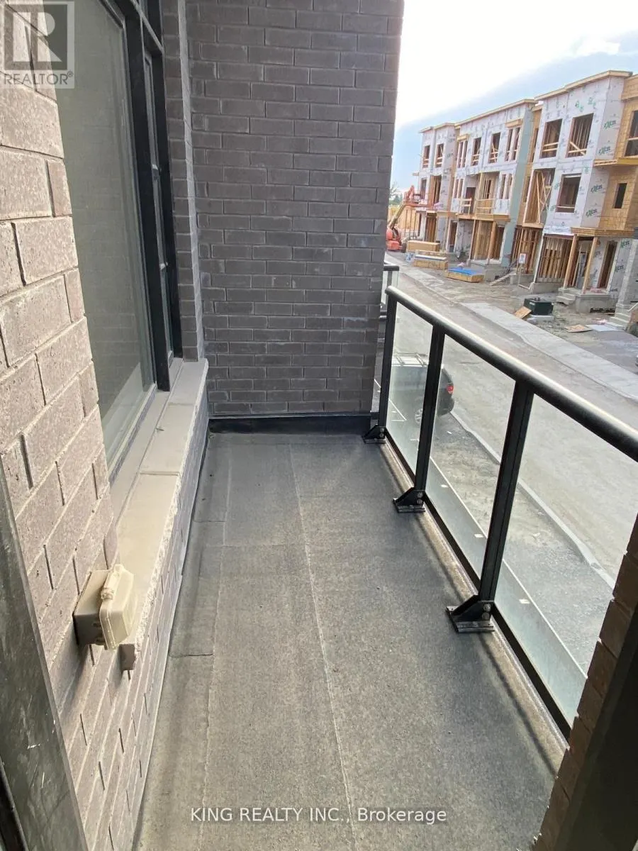 11 QUILICO ROAD E
