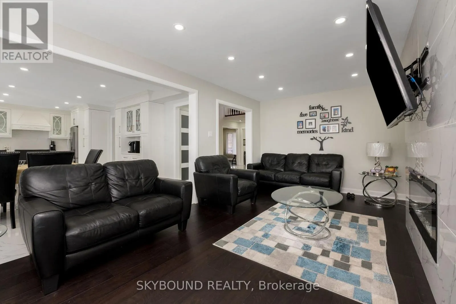 108 ZINNIA PLACE