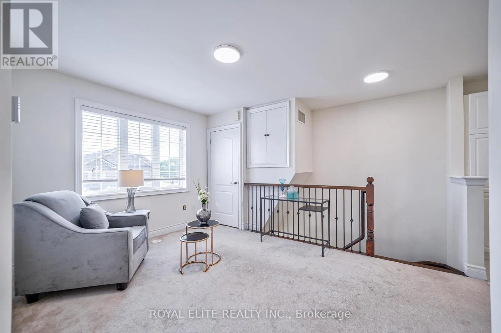 2 - 331 WILLIAM FORSTER ROAD