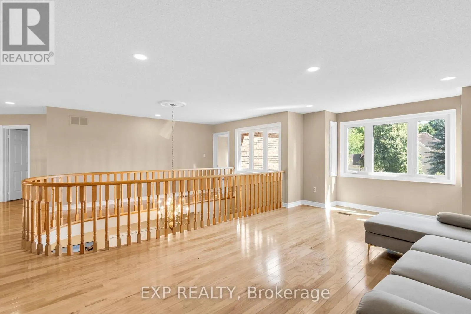 959 LOCKWOOD CIRCLE