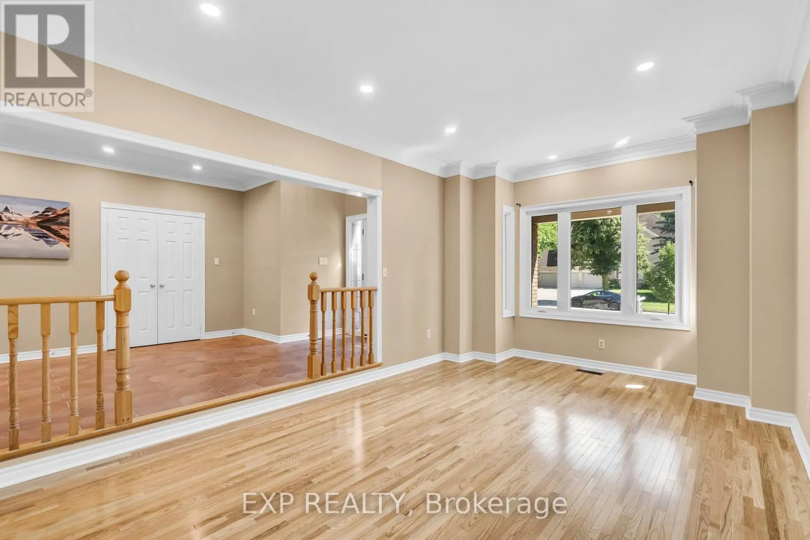 959 LOCKWOOD CIRCLE
