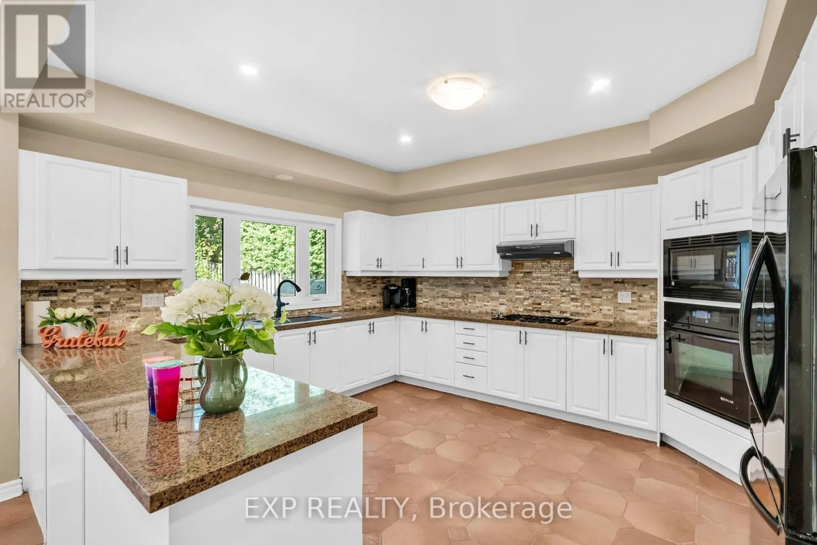959 LOCKWOOD CIRCLE