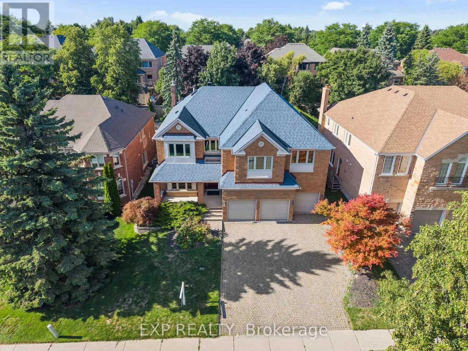 959 LOCKWOOD CIRCLE