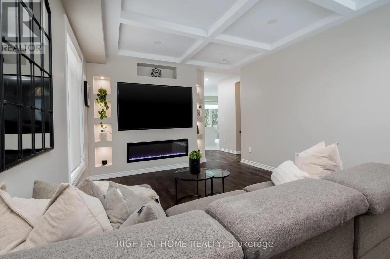 2191 GRAINGER LOOP