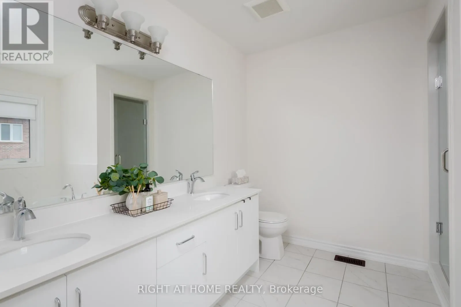 2191 GRAINGER LOOP