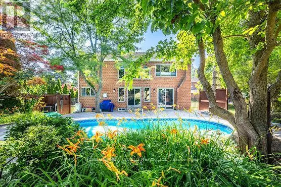 36 WHITFIELD COURT