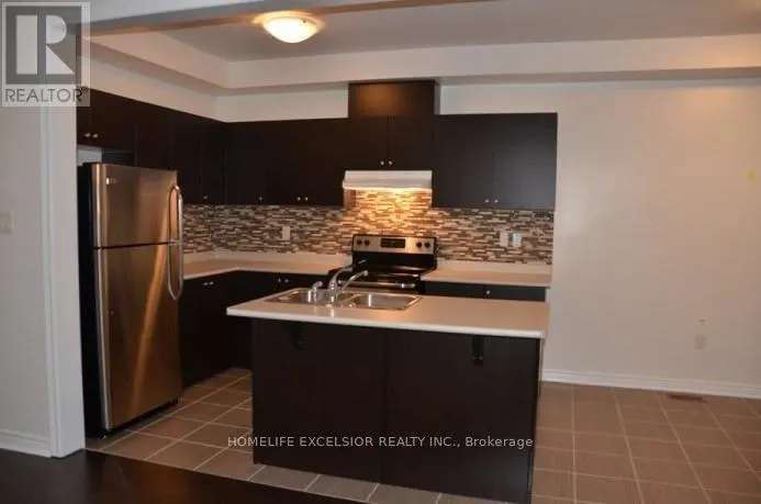 28 BLACK LOCUST DRIVE