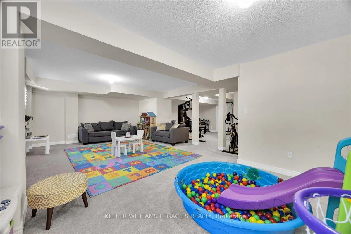208 GREENWOOD ROAD
